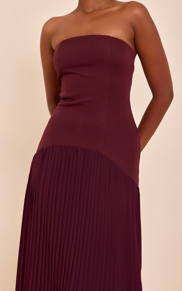 Plum Woven Bandeau Pleated Hem Detail Maxi Dress