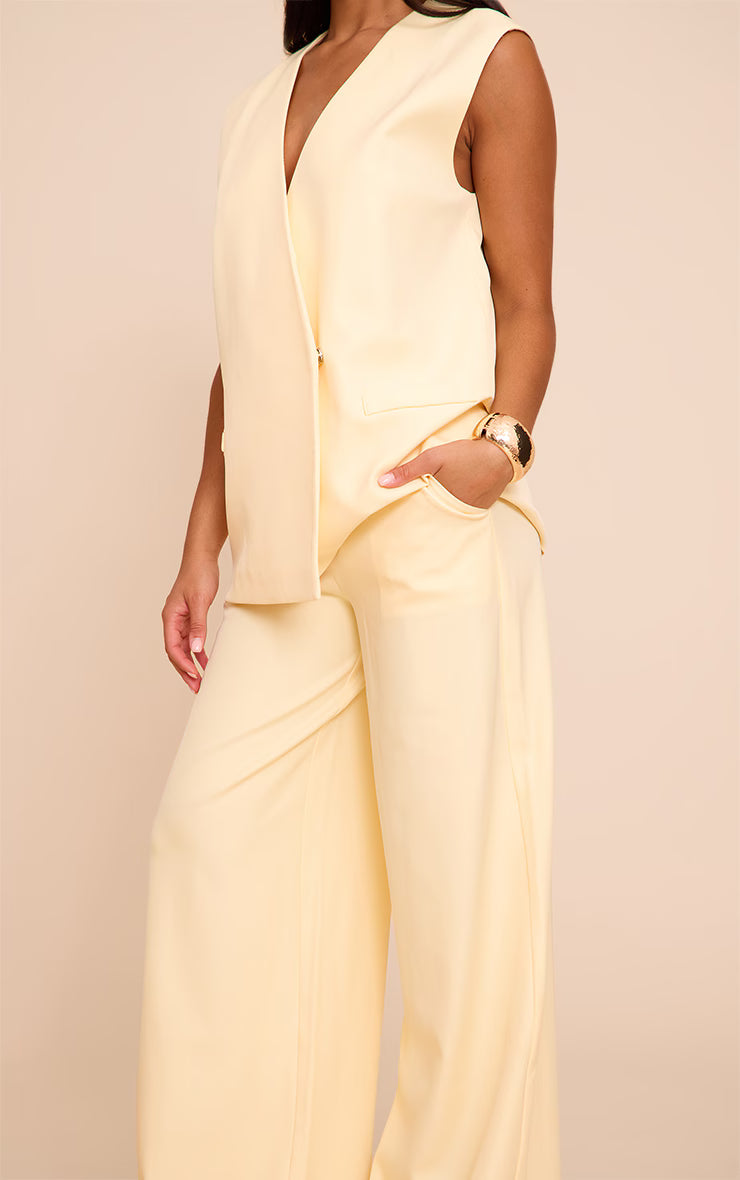 Butter Yellow Woven Extreme Wide Leg Pleated Mid Rise Wide Leg Pants