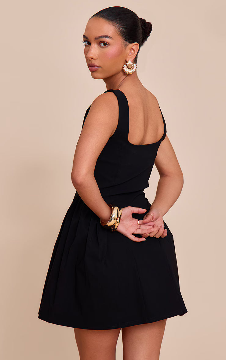 Black Stretch Woven Scoop Neck Shift Dress