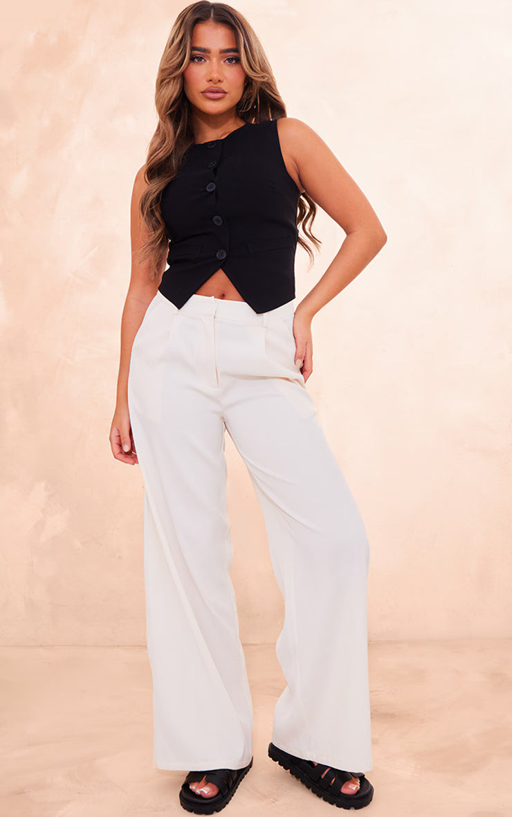 Black Round Neck Button Down Vest