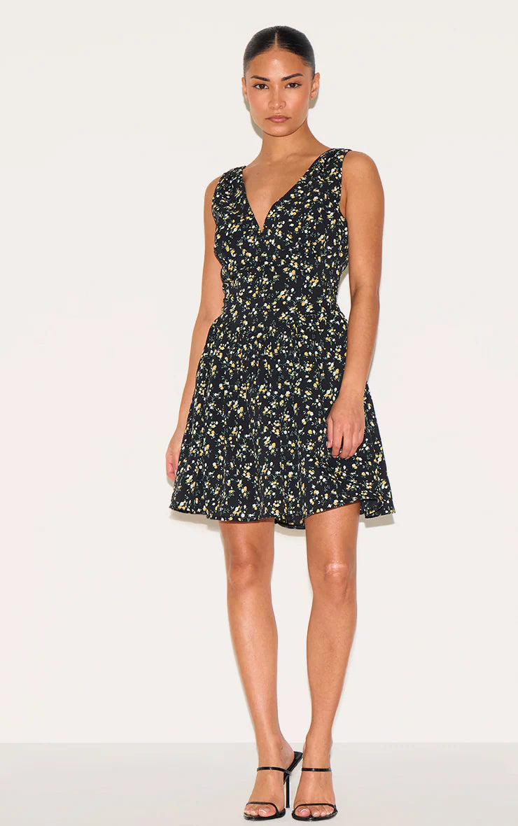 Petite Black Floral Detail Mini Shift Dress