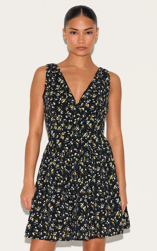 Petite Black Floral Detail Mini Shift Dress