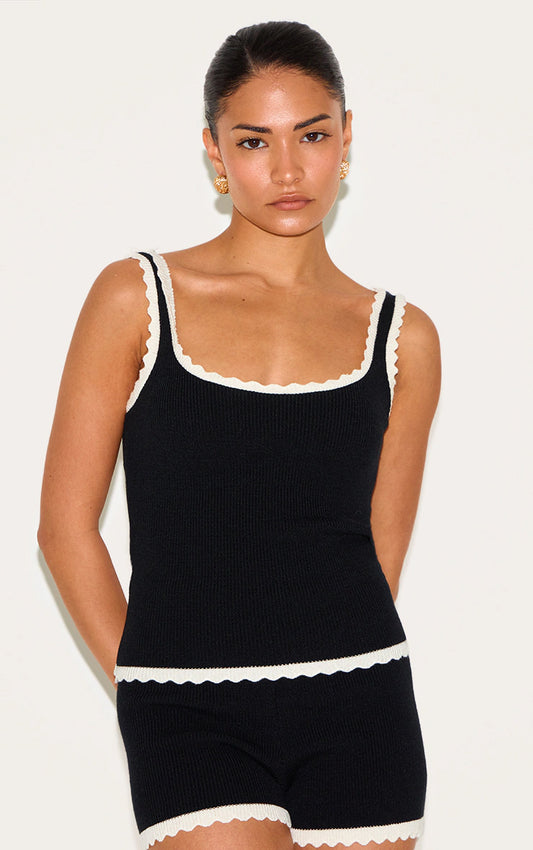 Petite Black Knitted Scallop Edge Scoop Tank Top